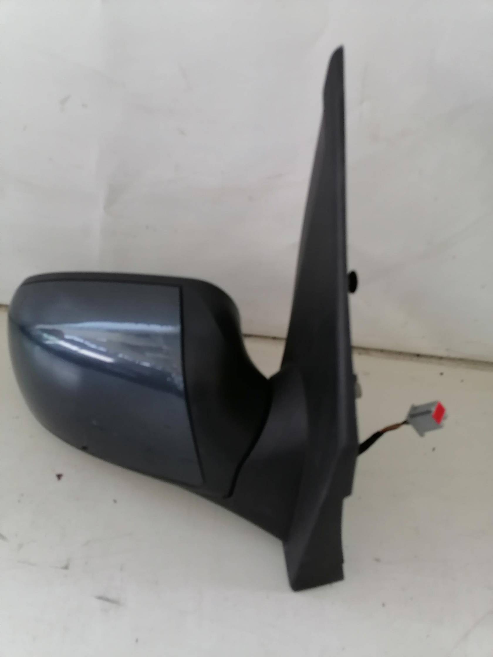 Retrovisore est. dx.